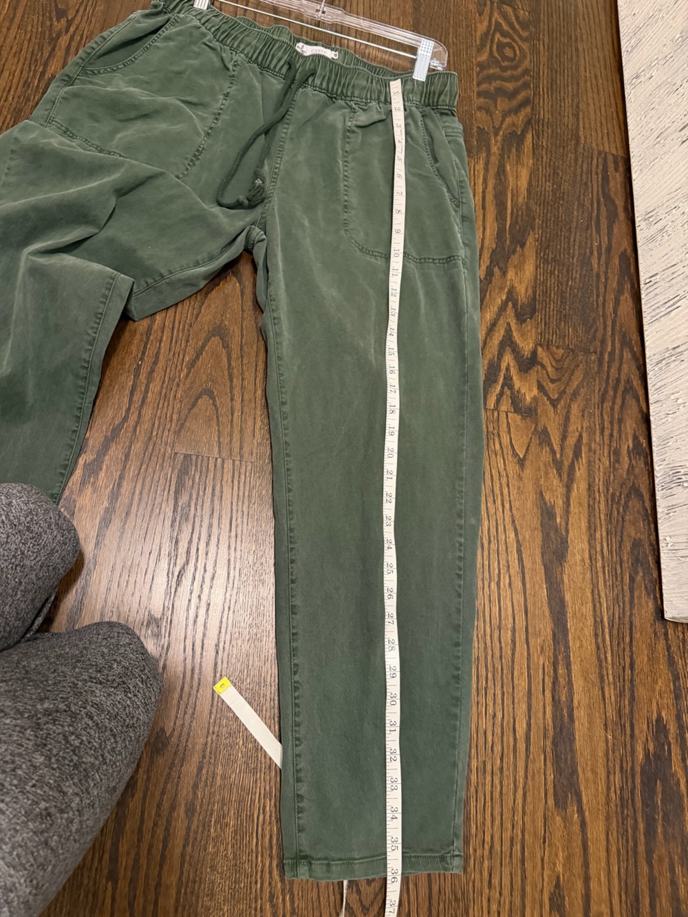Carve Designs Olive Drawstring pants - Picture 6 of 7